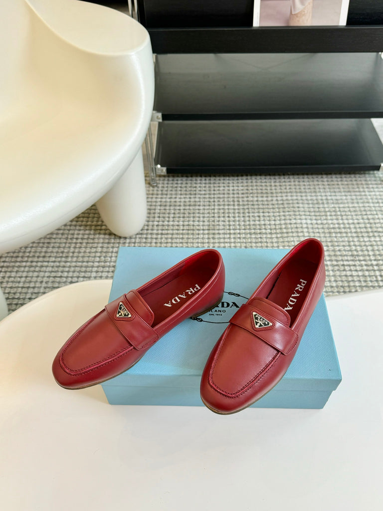 *PRE-ORDER* Burgundy Loafers