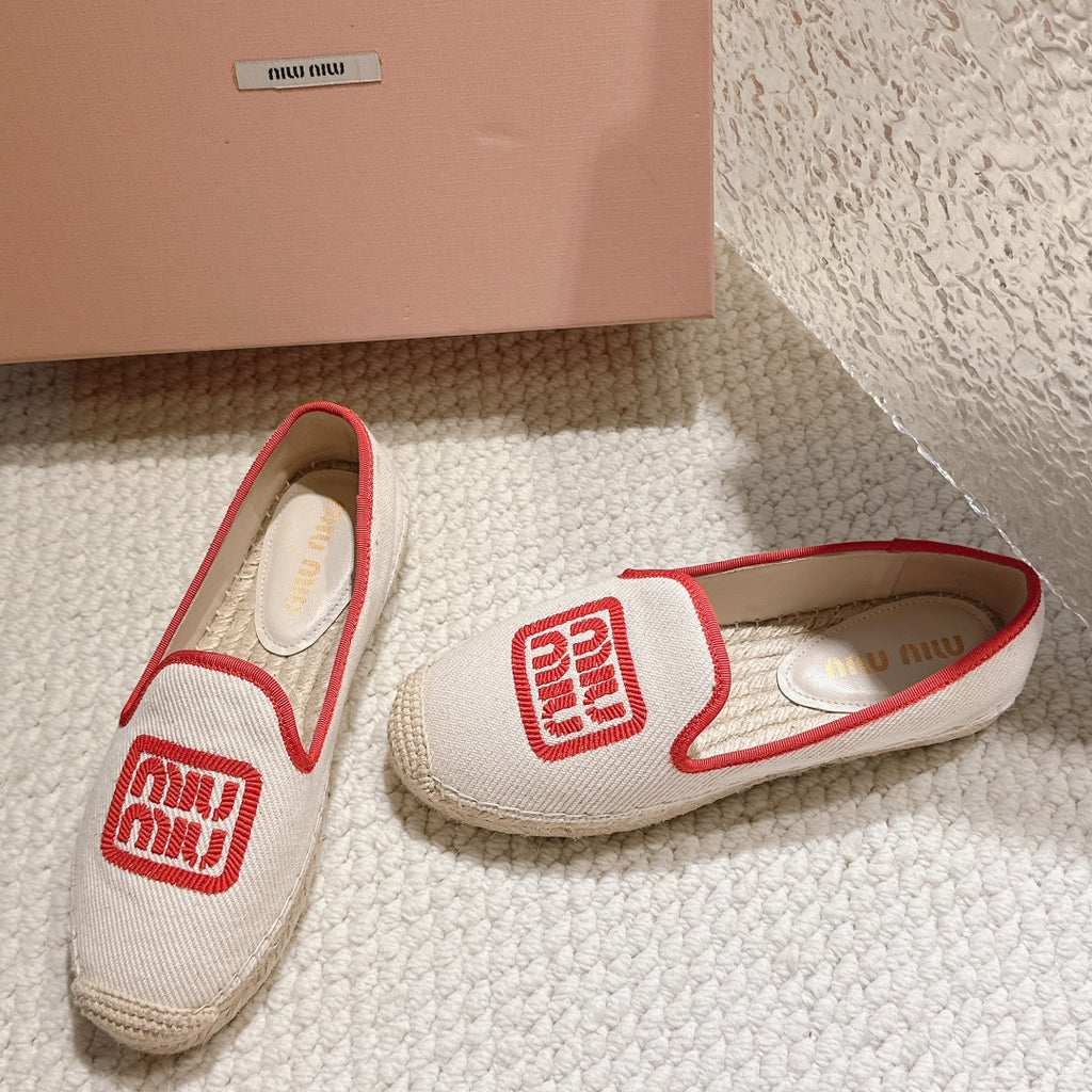 *PRE-ORDER* BEIGE/RED ESPADRILLES