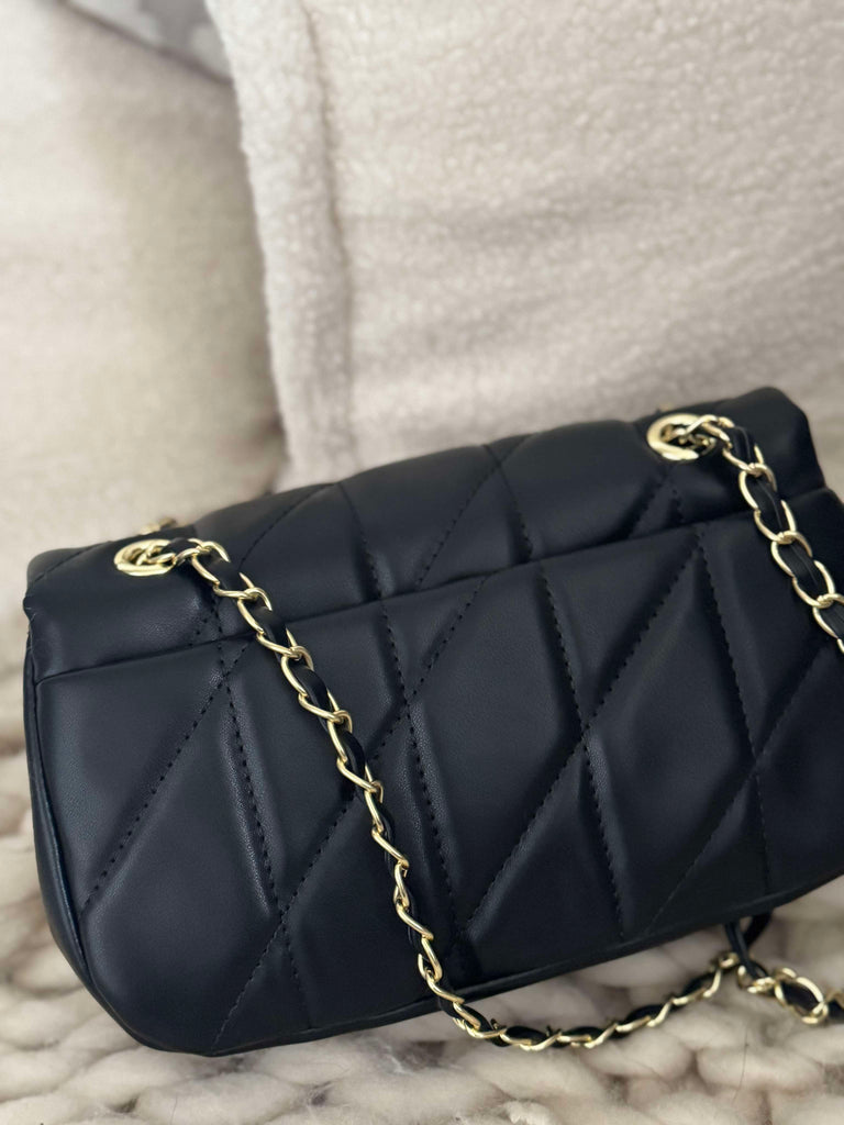 Black Cushion Quilted Bag