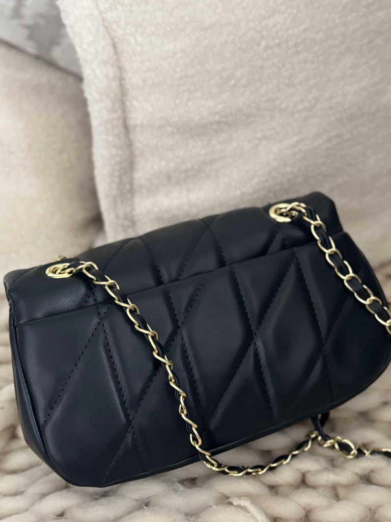 Black Cushion Quilted Bag