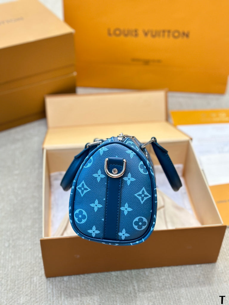 *PRE-ORDER* BLUE BAG