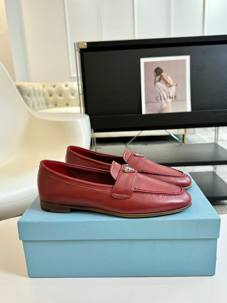 *PRE-ORDER* Burgundy Loafers