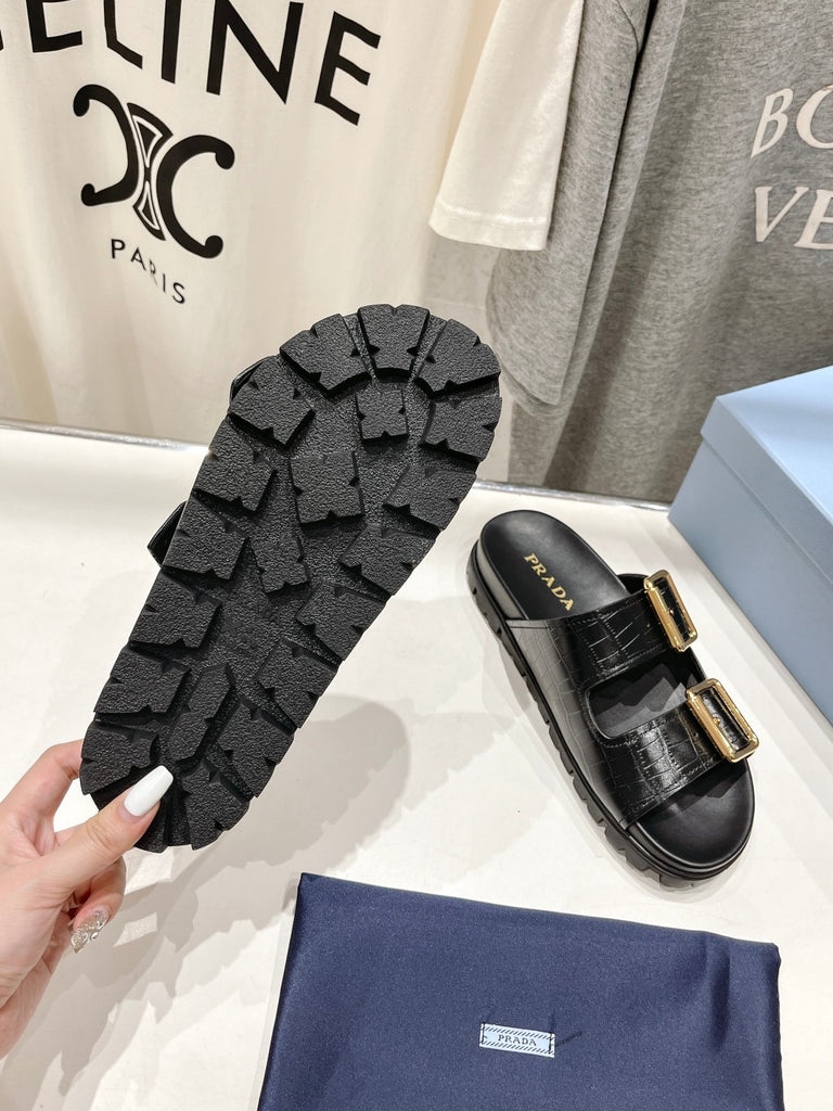 *PRE-ORDER* CROC BLACK SANDALS