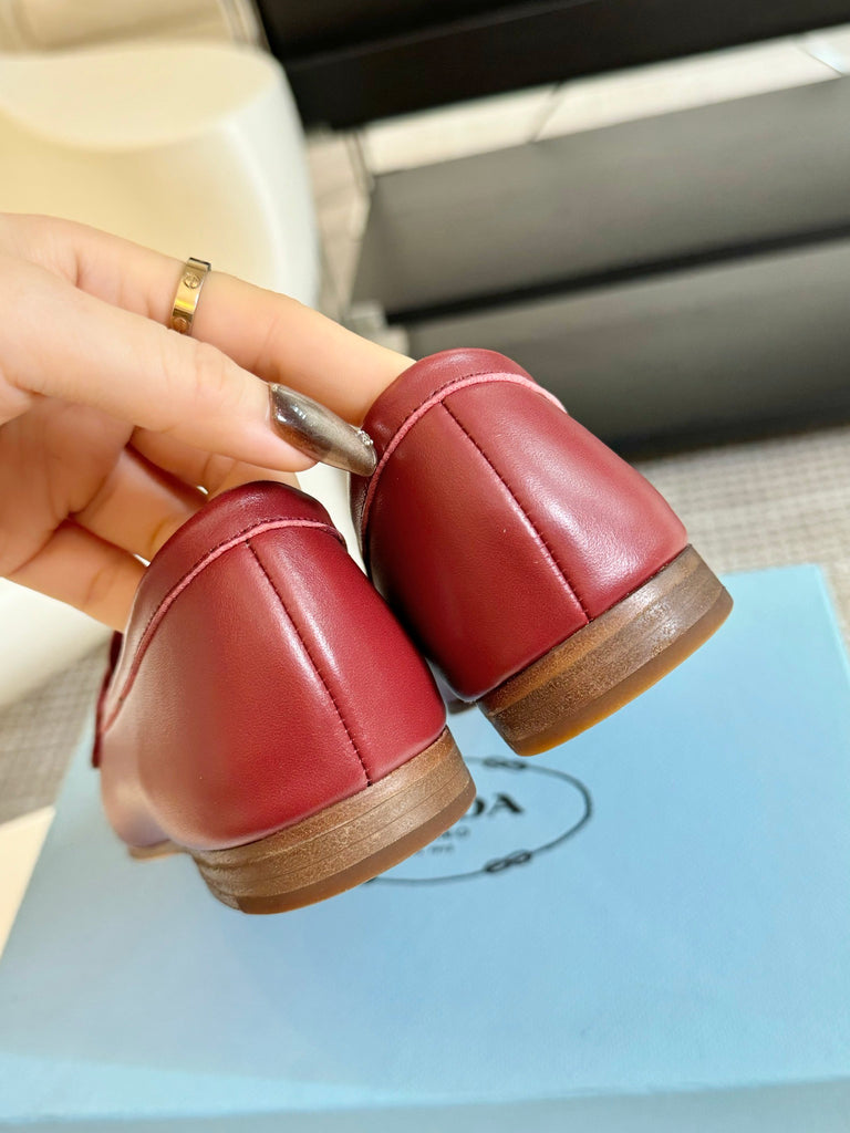 *PRE-ORDER* Burgundy Loafers