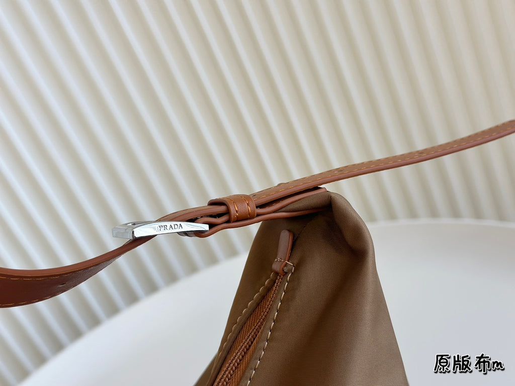 *PRE-ORDER* Brown Shoulder Bag