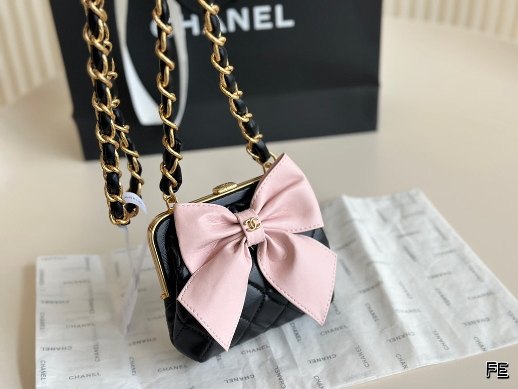 *PRE-ORDER* SMALL BOW BAG