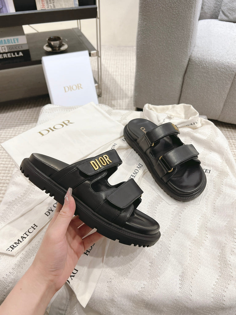 *PRE-ORDER* BLACK CHUNKY SANDALS