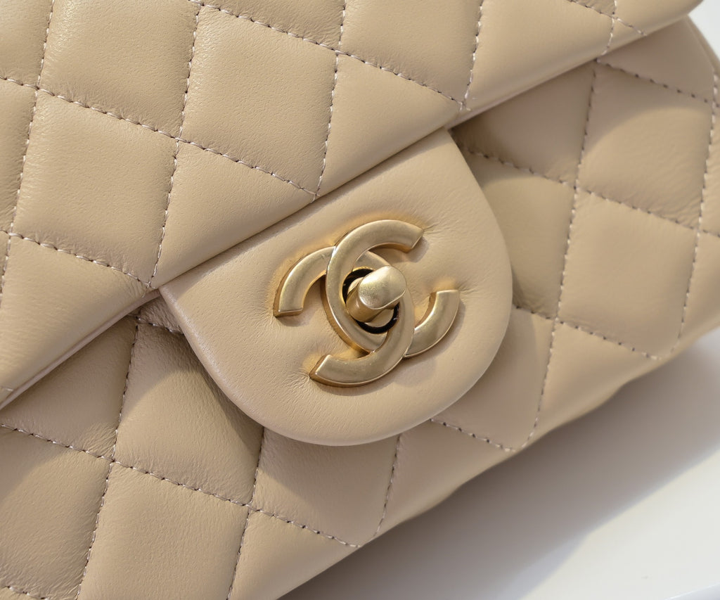 *PRE-ORDER* QUILTED AW BAG